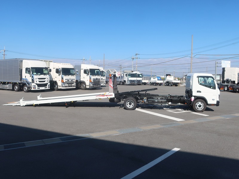 キャリアカー　未使用車