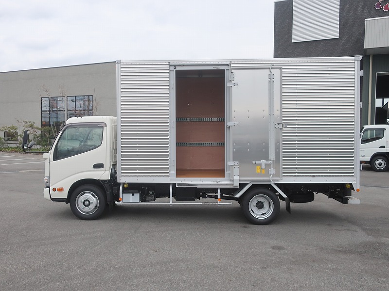 ドライバン　標準ロング　未使用車