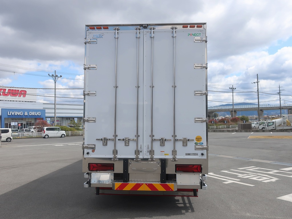 冷凍ウイング リアエアサス 未使用車