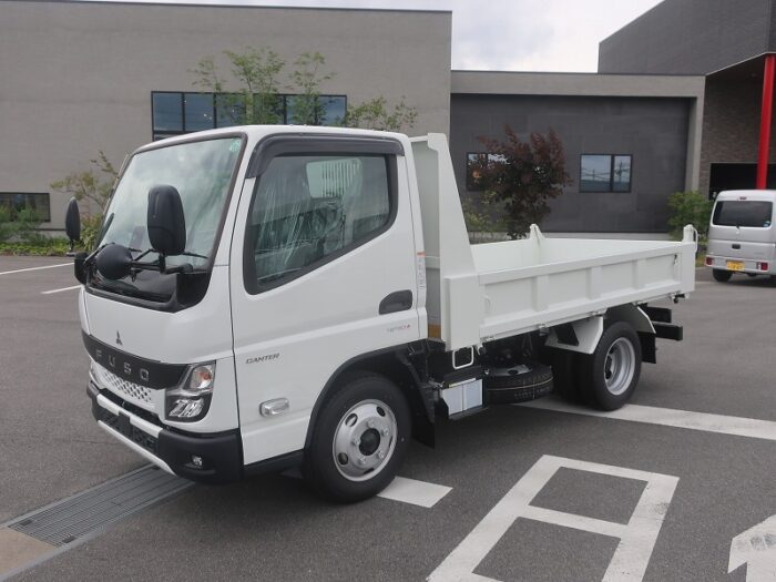 2790　三菱　ダンプ　低床　3ｔ4ナンバー　未使用車