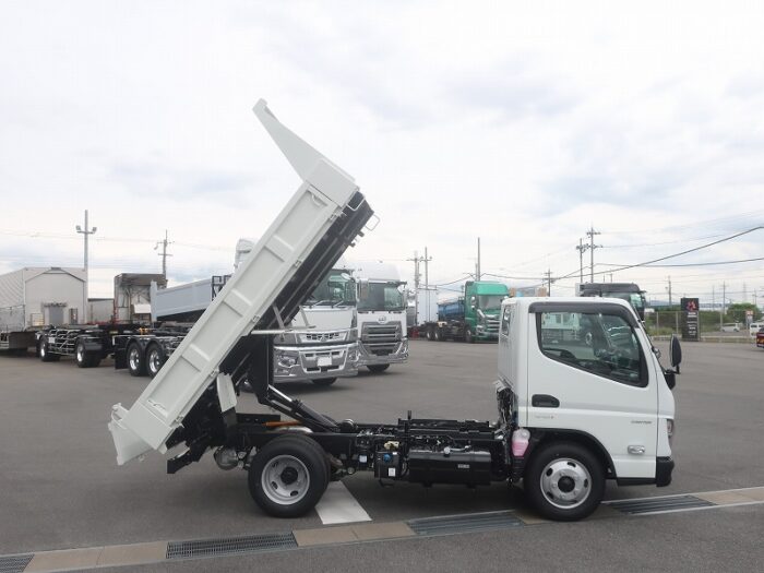2790　三菱　ダンプ　低床　3ｔ4ナンバー　未使用車