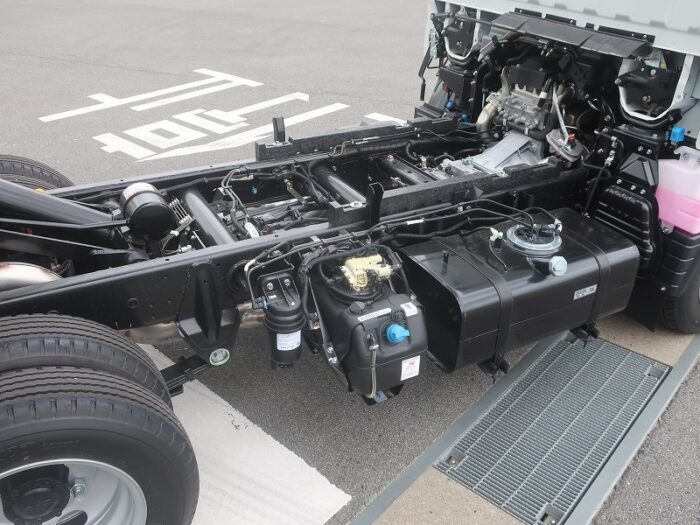 2790　三菱　ダンプ　低床　3ｔ4ナンバー　未使用車