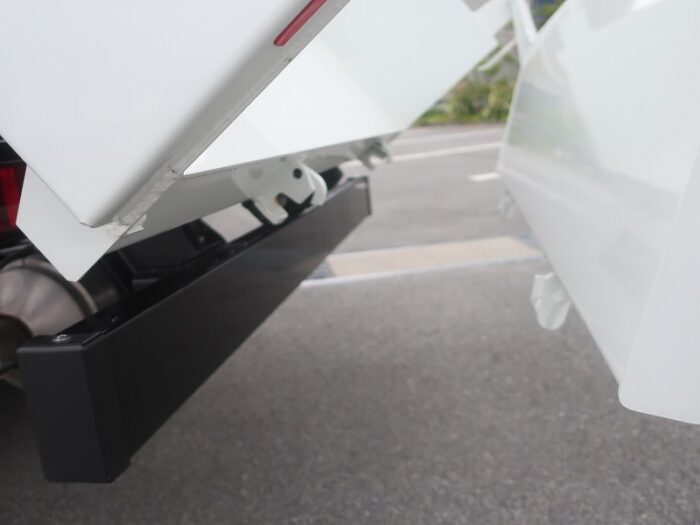 2790　三菱　ダンプ　低床　3ｔ4ナンバー　未使用車