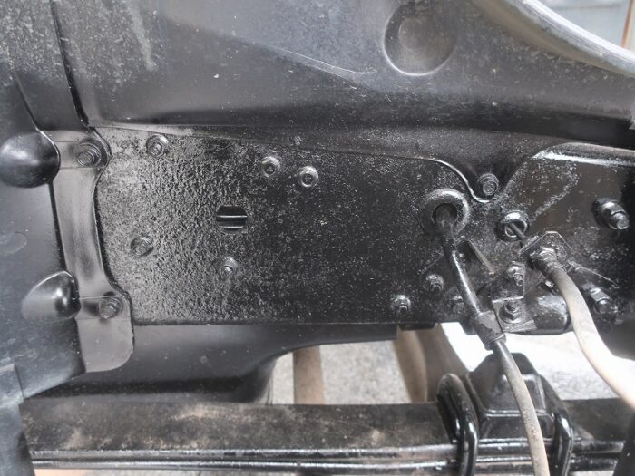2794　三菱　散水車