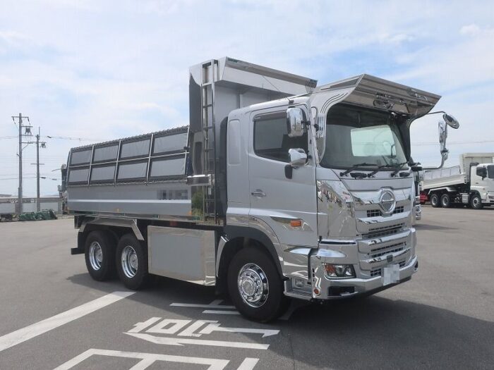 2796　日野　ダンプ　410ps　リターダ付