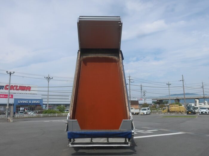 2796　日野　ダンプ　410ps　リターダ付