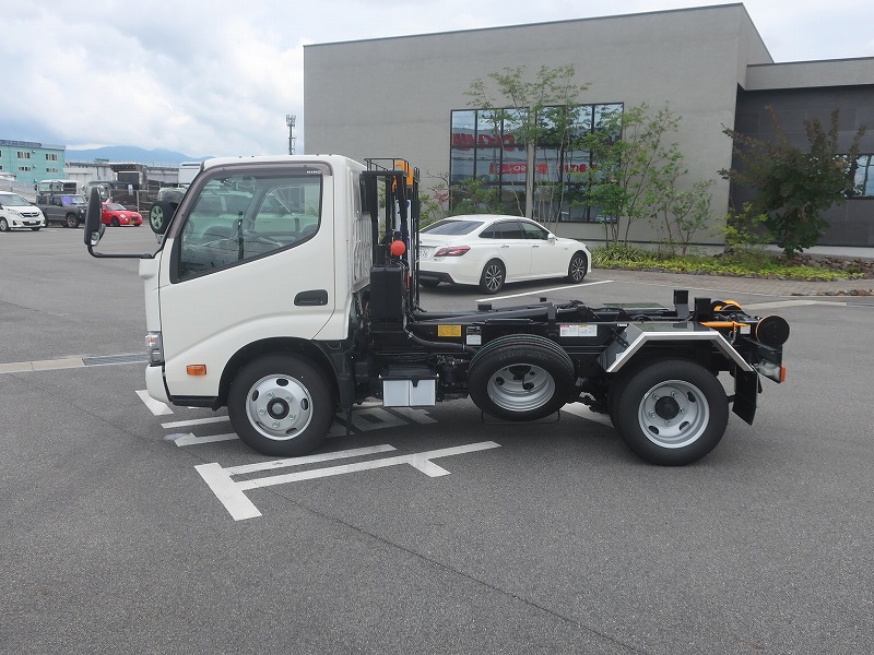 アームロール　3ｔ４ナンバー　未使用車