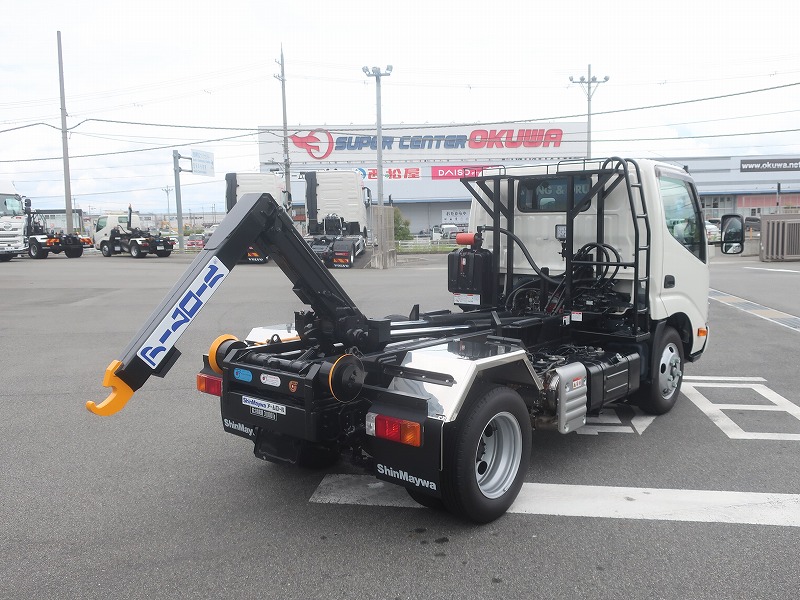 アームロール　3ｔ４ナンバー　未使用車