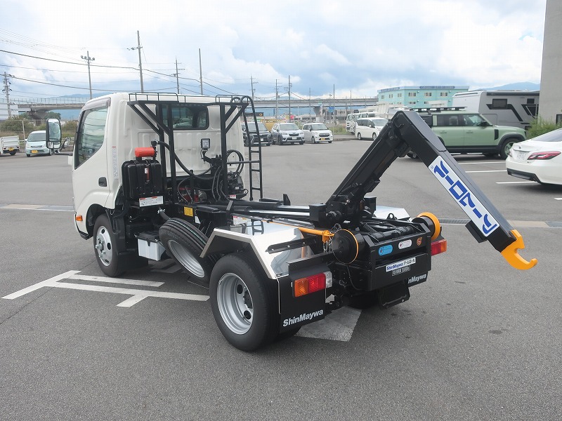 アームロール　3ｔ４ナンバー　未使用車
