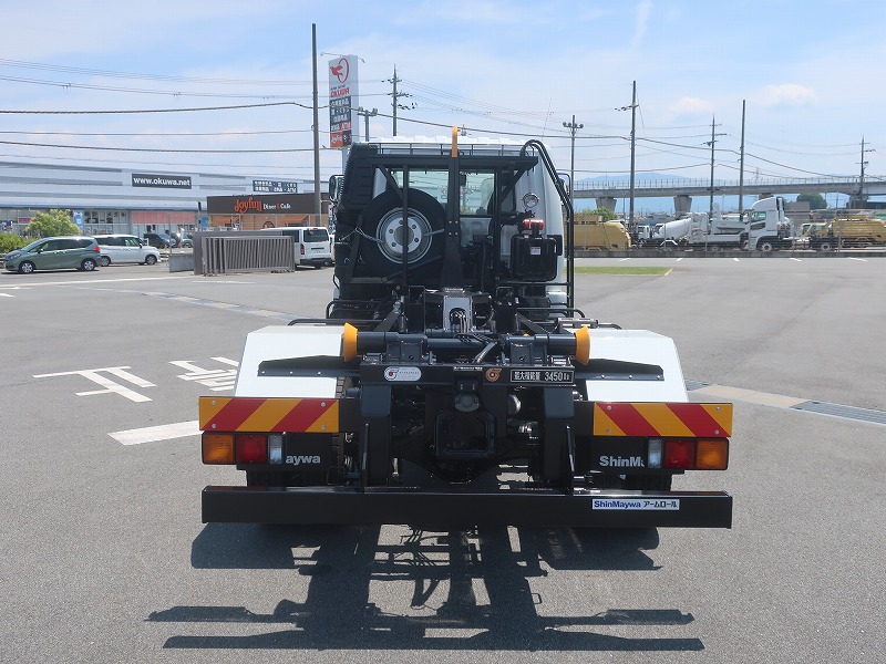アームロール　未使用車