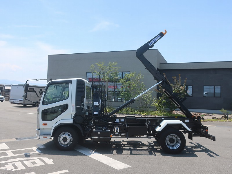 アームロール　未使用車