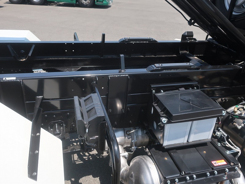 アームロール　未使用車