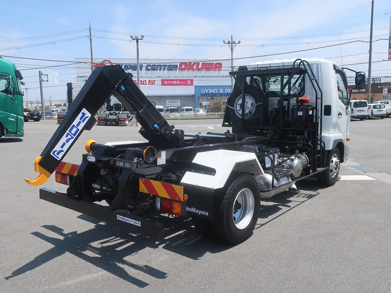 アームロール　未使用車