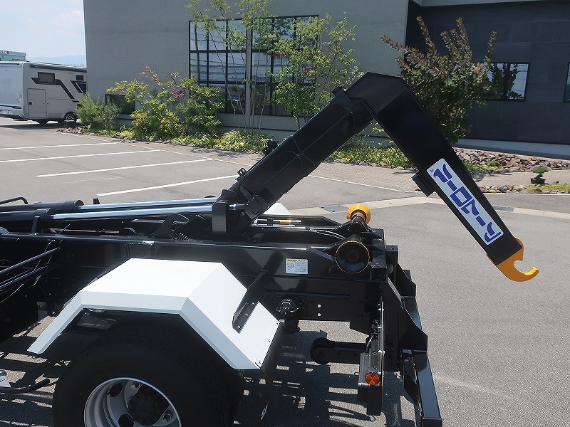 アームロール　未使用車