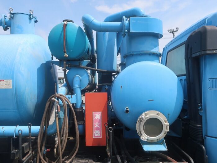2800　三菱　増トン　バキュームダンパー