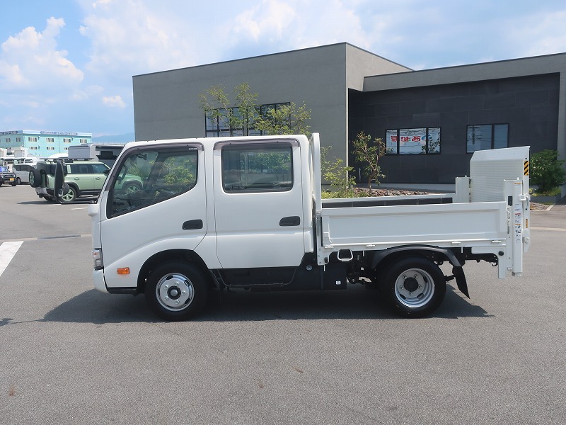 Wキャブ　垂直ゲート付
未使用車