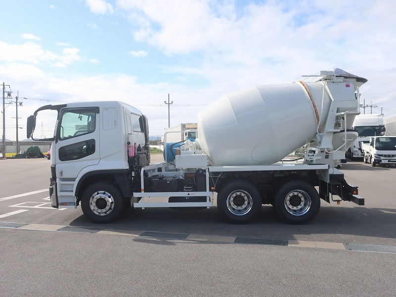 ミキサー　未使用車