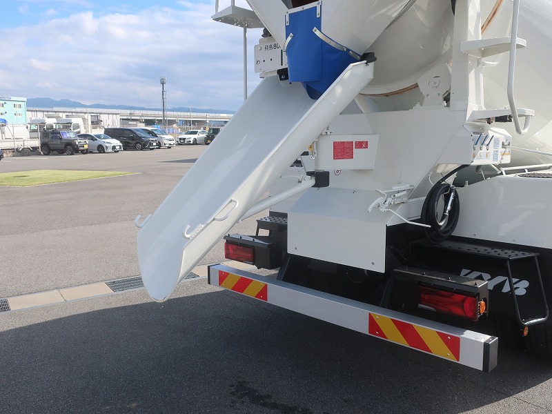 ミキサー　未使用車