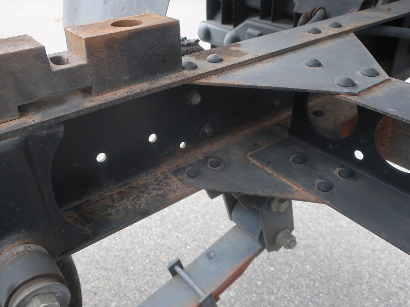 ダンプ　フルフラットロー