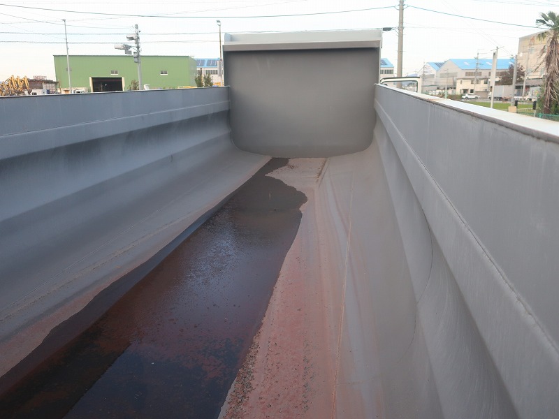 ダンプトレーラ　3軸
未登録