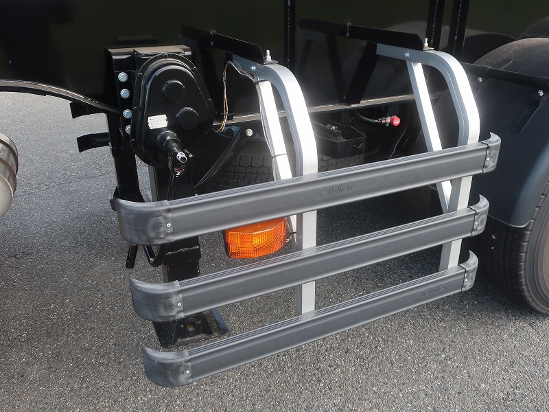 ダンプトレーラ　3軸
未登録