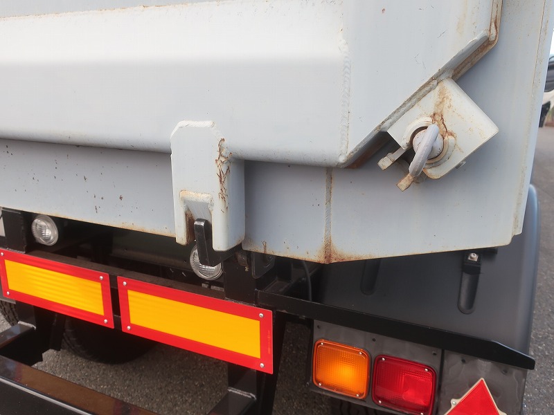 ダンプトレーラ　3軸
未登録