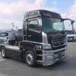 トラクタ　ハイルーフ
リアエアサス
ダンプ用油圧ポンプ付