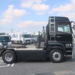 トラクタ　ハイルーフ
リアエアサス
ダンプ用油圧ポンプ付