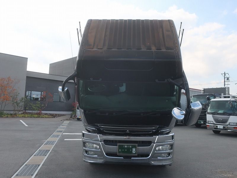 トラクタ　ハイルーフ
リアエアサス
ダンプ用油圧ポンプ付