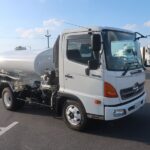 散水車　サブエンジン式