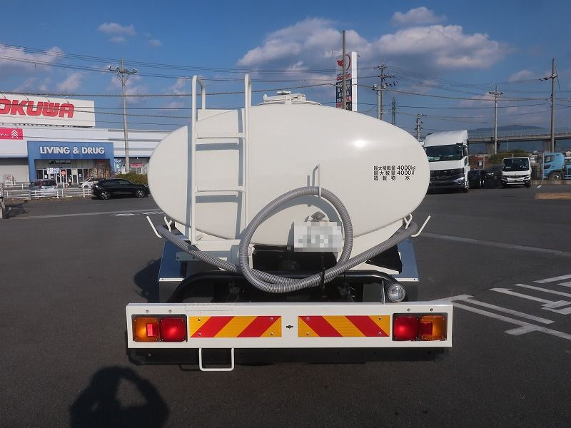 散水車　サブエンジン式