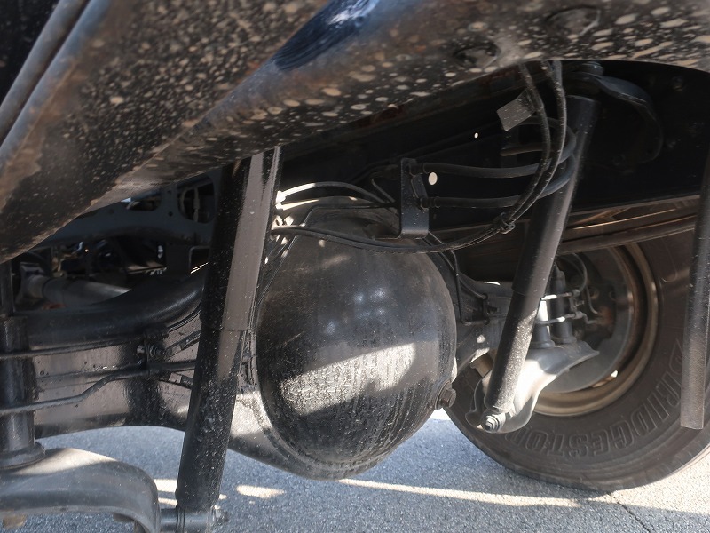 散水車　サブエンジン式