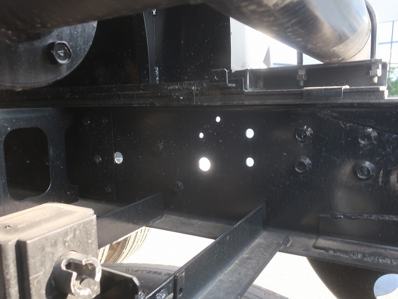 散水車　サブエンジン式