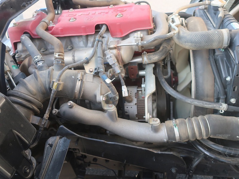 散水車　サブエンジン式