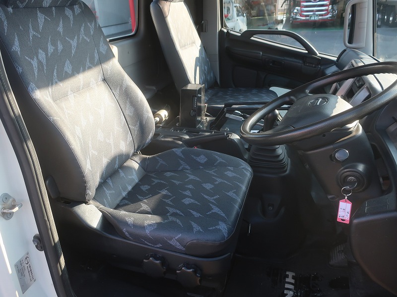 散水車　サブエンジン式