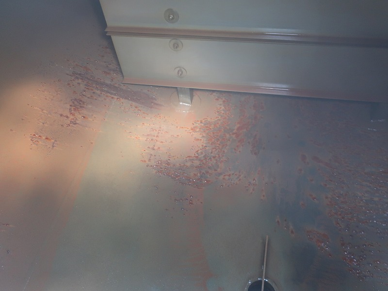 散水車　サブエンジン式