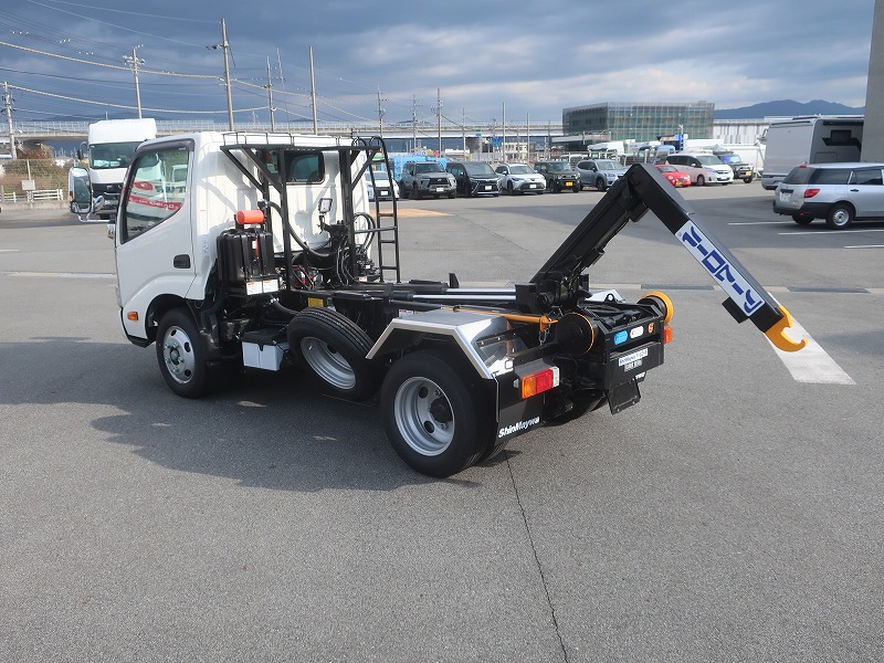 アームロール　3t4ﾅﾝﾊﾞｰ
未使用車