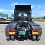 トラクタ　2デフ　18ｔ