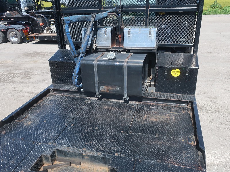 トラクタ　2デフ　18ｔ