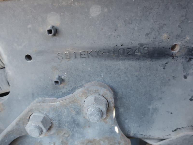 トラクタ　2デフ　18ｔ