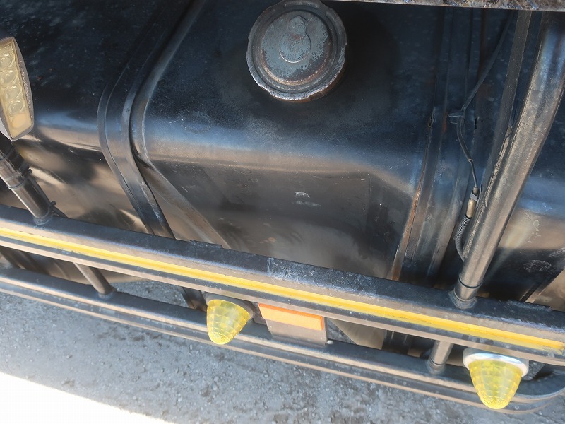 トラクタ　2デフ　18ｔ