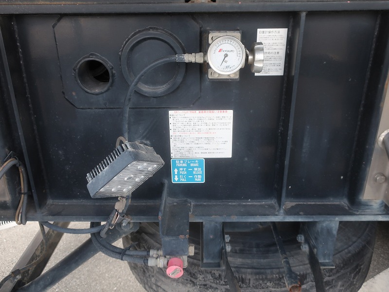 ダンプトレーラ　2軸