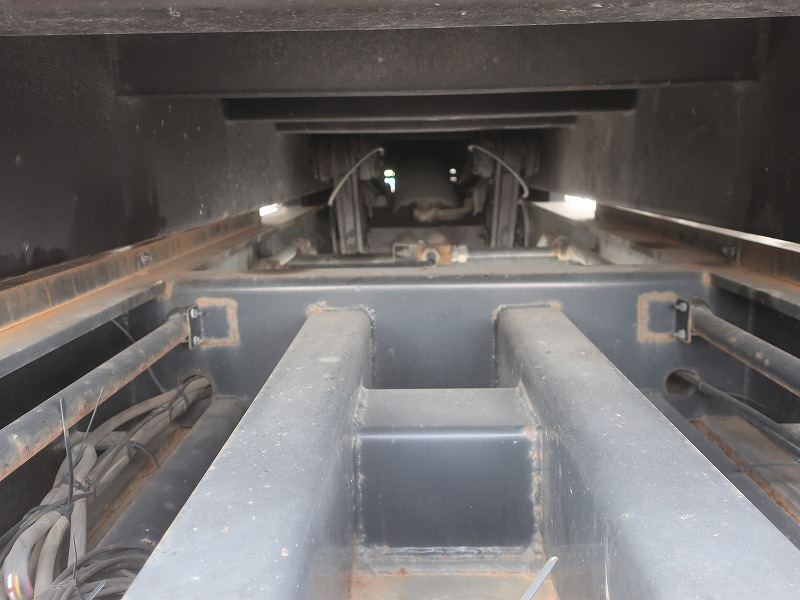 ダンプトレーラ　2軸