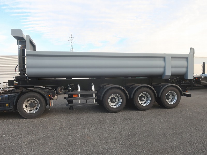 ダンプトレーラ　3軸
未登録