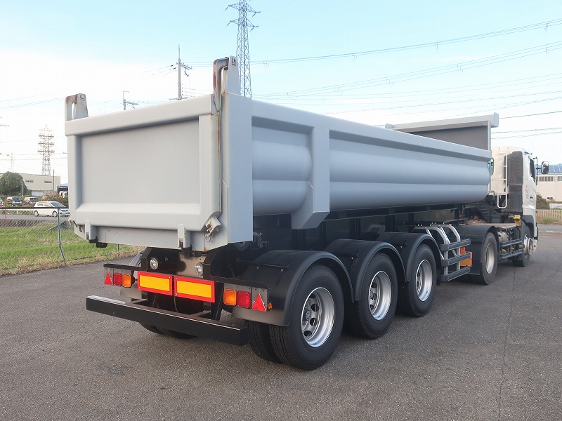 ダンプトレーラ　3軸
未登録