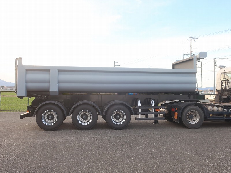 ダンプトレーラ　3軸
未登録