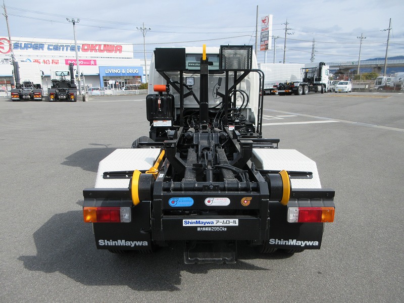 アームロール　2.95t4ﾅﾝﾊﾞｰ 未使用車