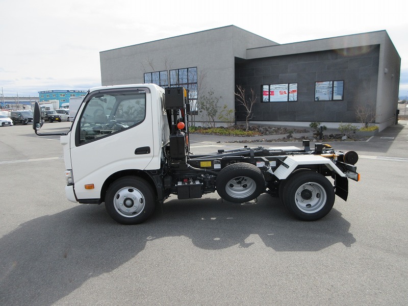 アームロール　2.95t4ﾅﾝﾊﾞｰ 未使用車