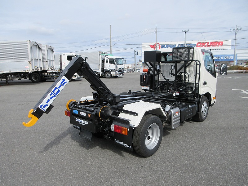 アームロール　2.95t4ﾅﾝﾊﾞｰ 未使用車