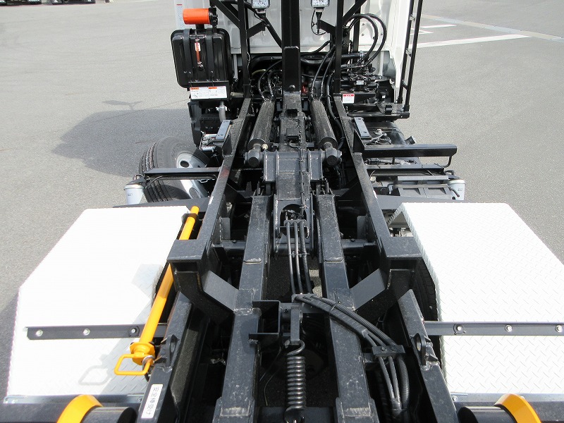 アームロール　2.95t4ﾅﾝﾊﾞｰ 未使用車